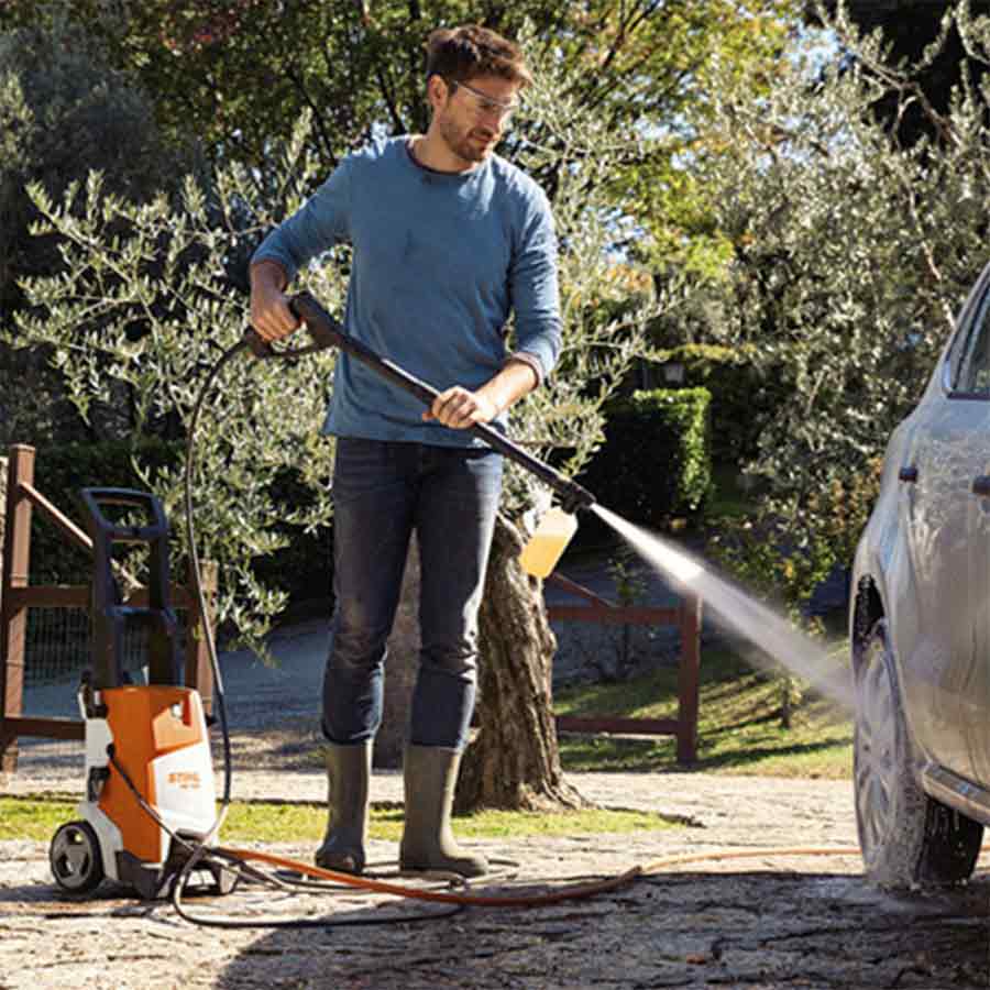 03-Stihl-RE-100-high-pressure-washer.jpg